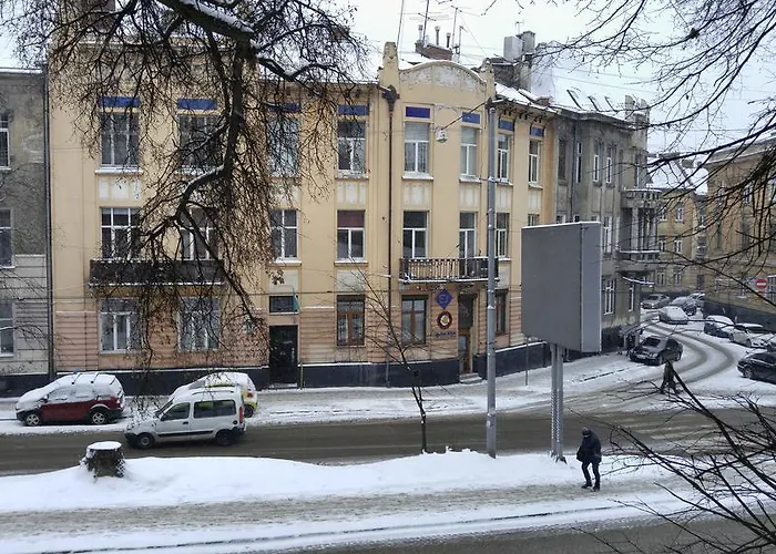 On Rustaveli Leópolis