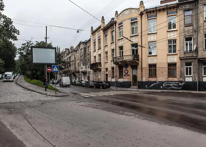 On Rustaveli * リヴィウ